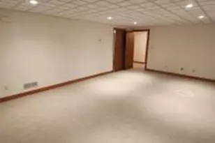 8098 S Meadowcreek Ct, Franklin, WI 53132 - Photo 39