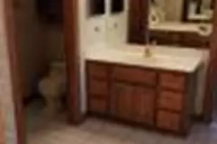 8098 S Meadowcreek Ct, Franklin, WI 53132 - Photo 21