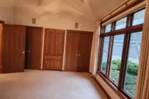 8098 S Meadowcreek Ct, Franklin, WI 53132 - Photo 27