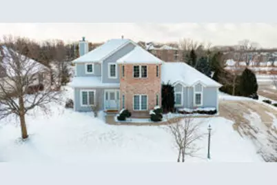 255  Lakeridge Dr, Oconomowoc, WI 53066 - Photo 1