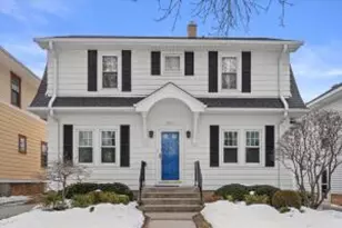 4917 N Bartlett Ave, Whitefish Bay, WI 53217 - Photo 1