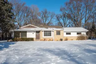 2428 S Root River Pkwy, West Allis, WI 53227 - Photo 1