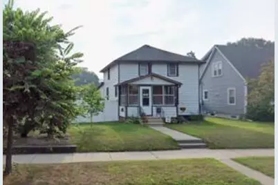 805  20th St, La Crosse, WI 54601 - Photo 1