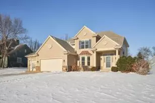 N57W24444 Falcon Ct, Sussex, WI 53089 - Photo 1