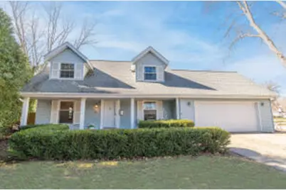 N73W5381  Georgetown Dr, Cedarburg, WI 53012 - Photo 1