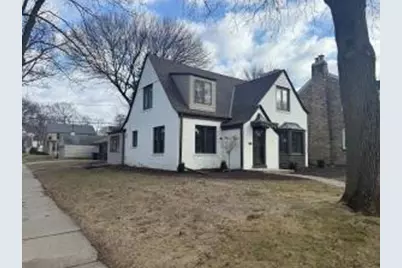 2578 N 88th St, Wauwatosa, WI 53226 - Photo 1