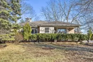 8828 N Navajo Rd, Bayside, WI 53217 - Photo 1