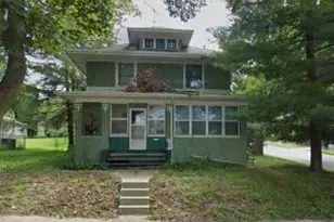 401 N Hubbard St, Horicon, WI 53032 - Photo 1