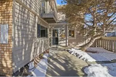 16370 W Coachlight Dr, New Berlin, WI 53151 - Photo 1