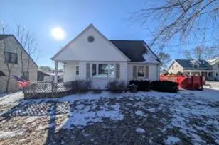 809 Fredonia Ave, Fredonia, WI 53021 - Photo 1