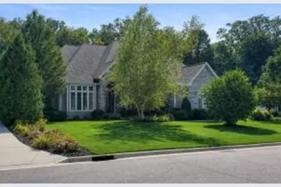 517  Oriole Ln, Howards Grove, WI 53083 - Photo 1