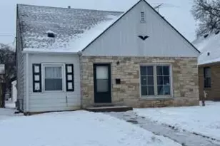 4506 N 42nd St, Milwaukee, WI 53209 - Photo 1
