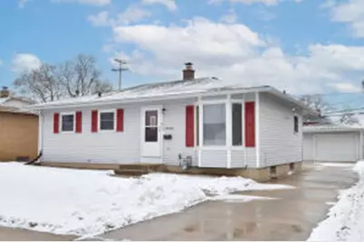 4948 S 15th St, Milwaukee, WI 53221 - Photo 1