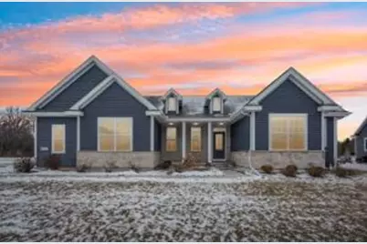 10620 N Coneflower Ct, Mequon, WI 53097 - Photo 1