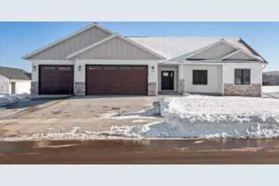 845  Crockett Dr, Holmen, WI 54636 - Photo 1