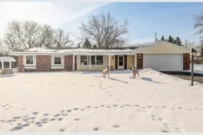 17685  Evergreen Ct, Brookfield, WI 53045 - Photo 1