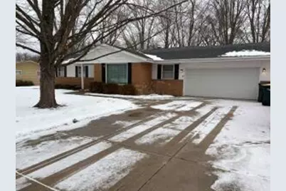 6106 S 121st St, Hales Corners, WI 53130 - Photo 1
