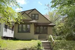 4572 N 38th St, Milwaukee, WI 53209 - Photo 1