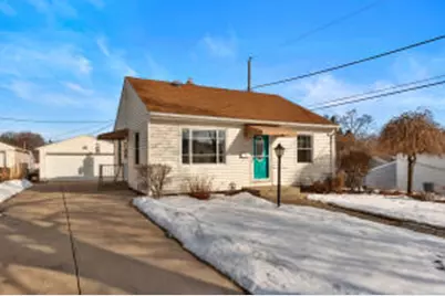 3756 E Waterford Pl, Saint Francis, WI 53235 - Photo 1