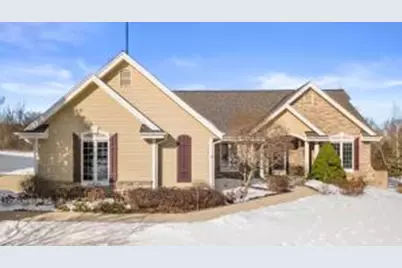 N54W16684  Ravenwood Dr, Menomonee Falls, WI 53051 - Photo 1