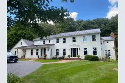 W297N6263  Creekside Ct, Merton, WI 53029 - Photo 1