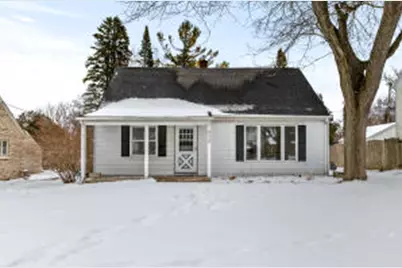 8338 N Whitney Rd, Fox Point, WI 53217 - Photo 1
