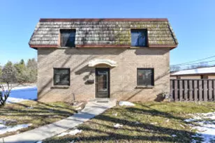 16107 W Heritage Ln, New Berlin, WI 53151 - Photo 1