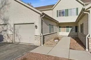 2050 Pine Ridge Ct, Grafton, WI 53024 - Photo 1
