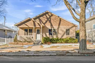 1212 7th St, La Crosse, WI 54601 - Photo 1