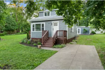 138  Vernon St, Williams Bay, WI 53191 - Photo 1
