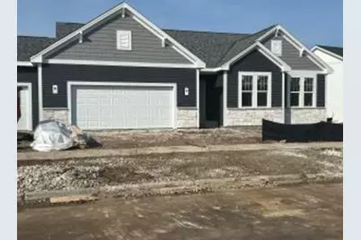 9561 S Sophia Ct, Franklin, WI 53132 - Photo 1