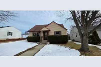 2611  Kearney Ave, Racine, WI 53403 - Photo 1