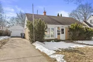 821 Lombard Ave, Racine, WI 53402 - Photo 1