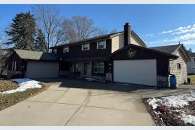 613  Brasted Pl, Waukesha, WI 53186 - Photo 1