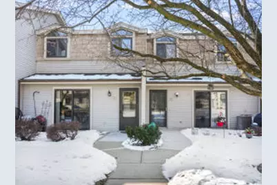 940  Prairie Dr, Racine, WI 53406 - Photo 1