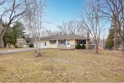 W379N5787  Meadowview Rd, Oconomowoc, WI 53066 - Photo 1