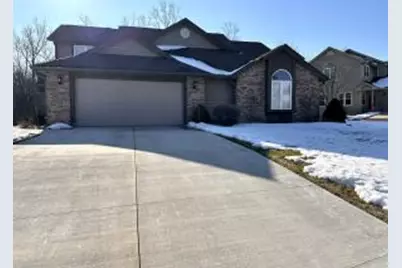 14305 W Lenox Dr, New Berlin, WI 53151 - Photo 1