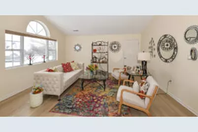 9128 W Elm Ct, Franklin, WI 53132 - Photo 1