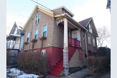 1227 E Kane Pl, Milwaukee, WI 53202 - Photo 1