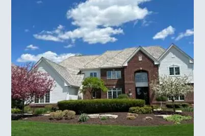 1810 E Bristlecone Dr, Hartland, WI 53029 - Photo 1