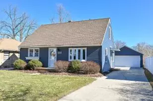 508 N 112th St, Wauwatosa, WI 53226 - Photo 1