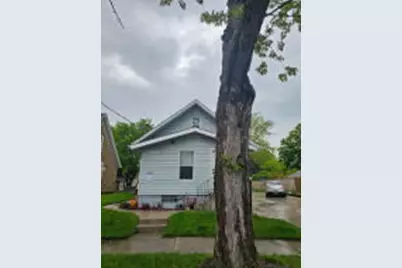 1620  Madison St, Manitowoc, WI 54220 - Photo 1