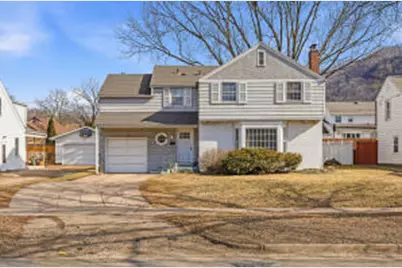 404  Losey Blvd, La Crosse, WI 54601 - Photo 1