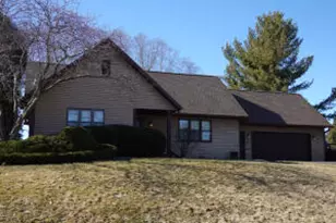 715 Torrey Pines Dr, Twin Lakes, WI 53181 - Photo 1