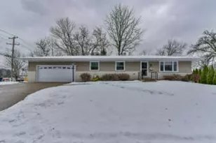 1370 S 122nd St, West Allis, WI 53214 - Photo 1