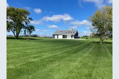 9207  Middle Rd, Manitowoc Rapids, WI 54220 - Photo 1