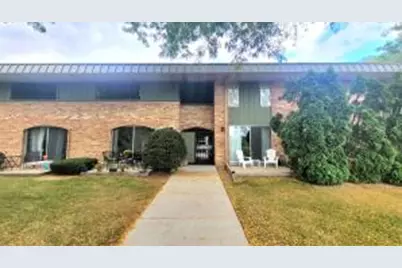 4050 W Rivers Edge Cir, Brown Deer, WI 53209 - Photo 1