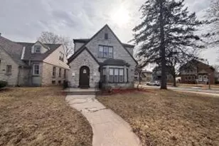 4063 N Elmhurst Rd, Milwaukee, WI 53216 - Photo 1