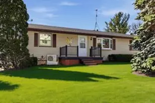 N7436 Grand View Dr, Whitewater, WI 53190 - Photo 1