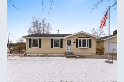 1604  Holly Dr, Manitowoc, WI 54220 - Photo 1